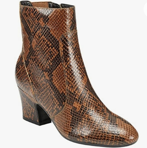 Evolve snake print booties - Picture 1 of 7